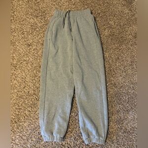 Lululemon Women’s Sweatpants